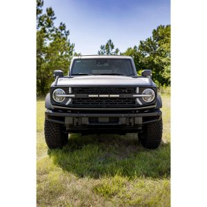 Front Grille Kit - w/ Light Bar